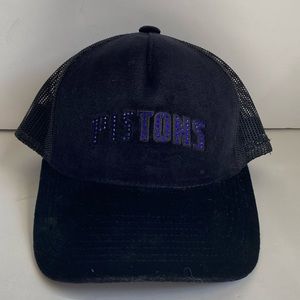 Women's Reebok Detroit Pistons Hat Black Velvet Mesh Snap Back Embellished